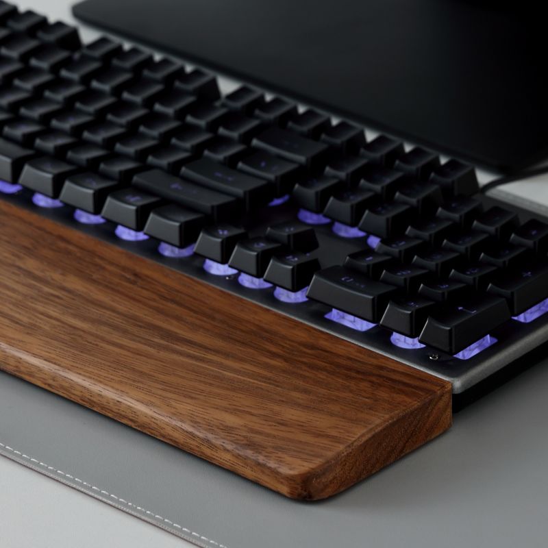Solid Wood Keyboard Palm Rest  - مراجعة Gaming Keyboard Mouse Combo وسعره